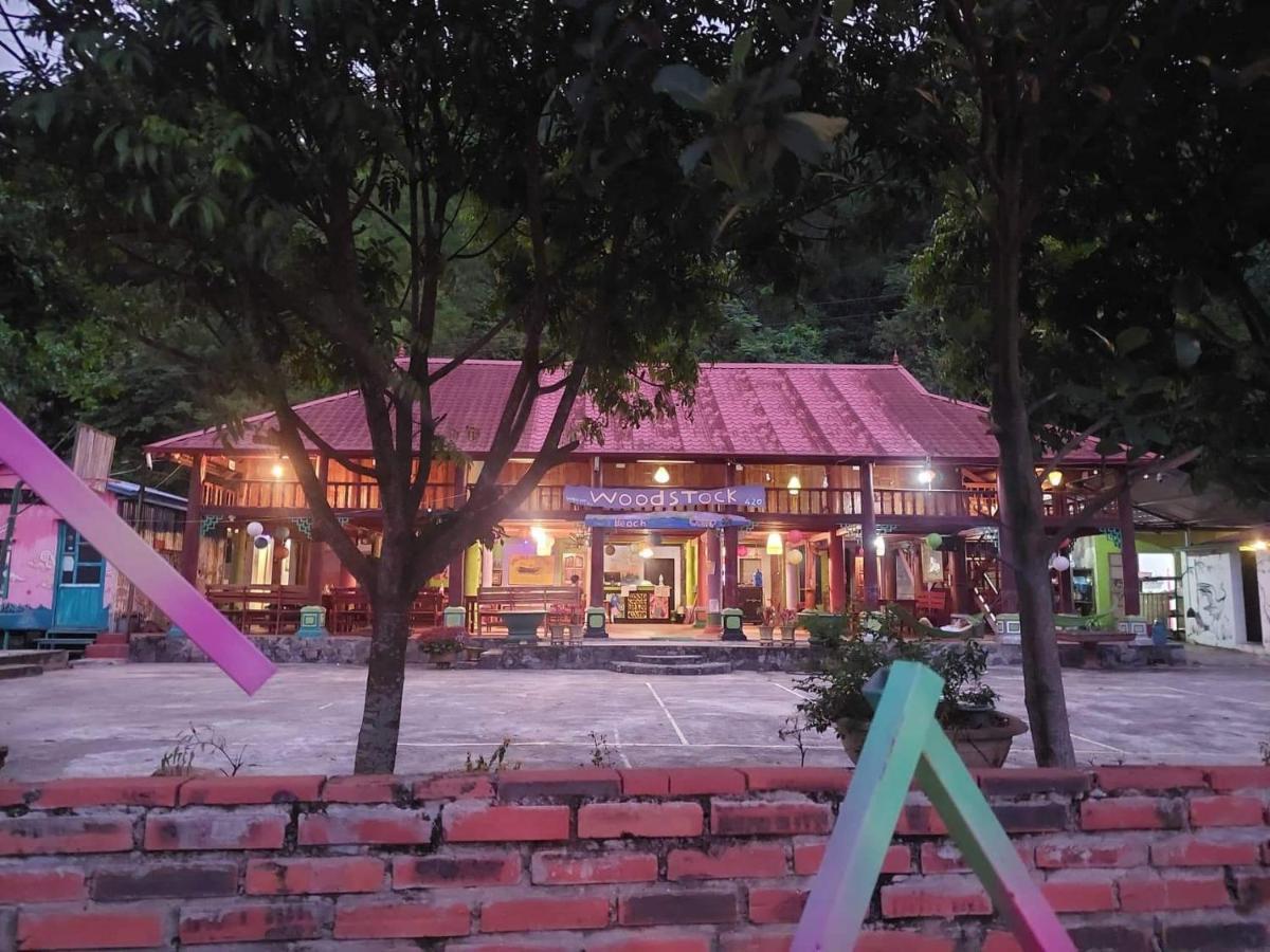 Woodstock Beach Camp Hien Hao Екстериор снимка